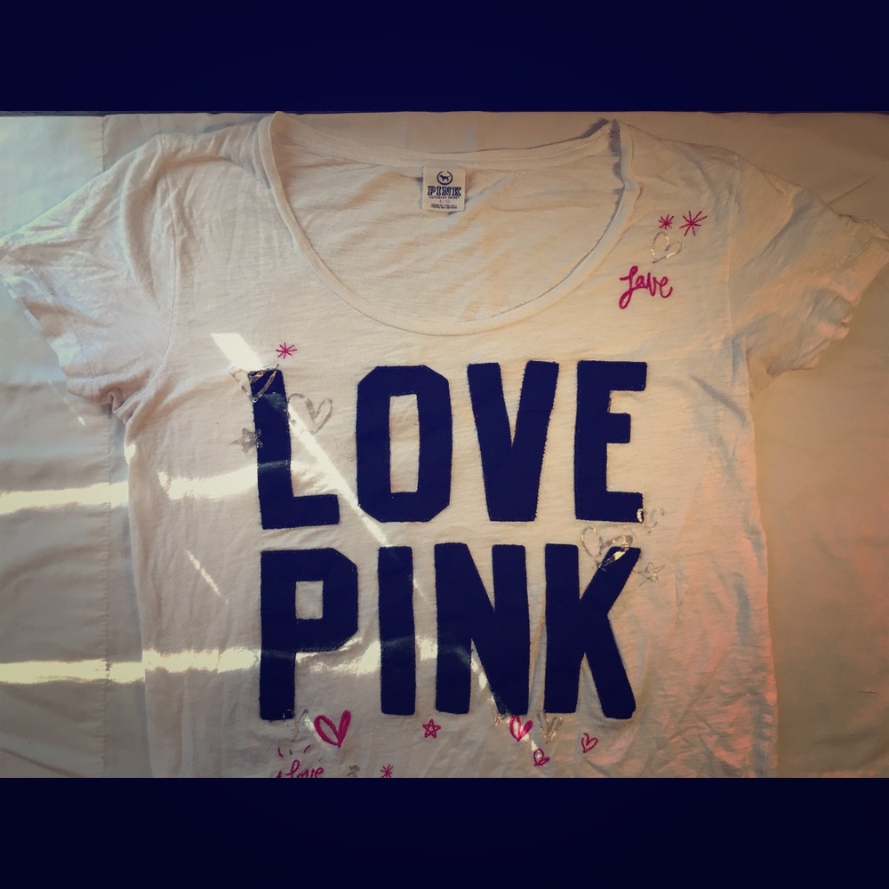rarely worn VS PINK T SHIRT